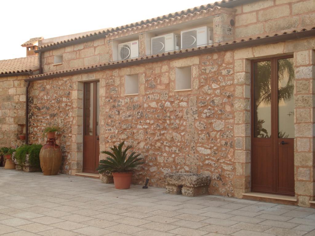 Azienda Agrituristica Masseria La Verna Patù Exterior foto